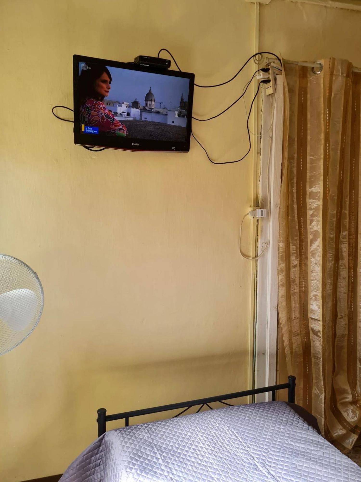 La Casa Di Emanuela Hotell Caltavuturo Exteriör bild